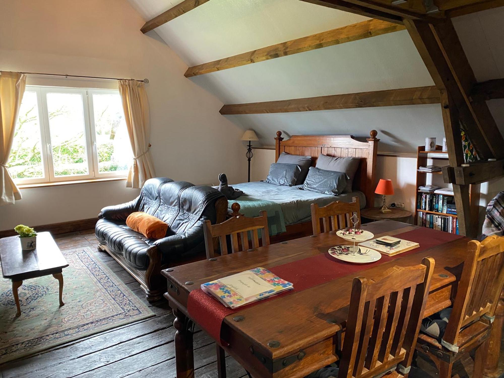 Spacious, Rustic Studio Space For 2 Persons Saint-Cyr-du-Bailleul Exterior foto